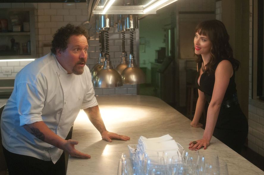 Jon Favreau and Scarlett Johansson in Chef (2014)